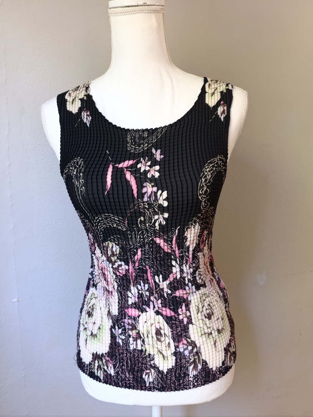 Liz Baker Pleated Tank With Florals